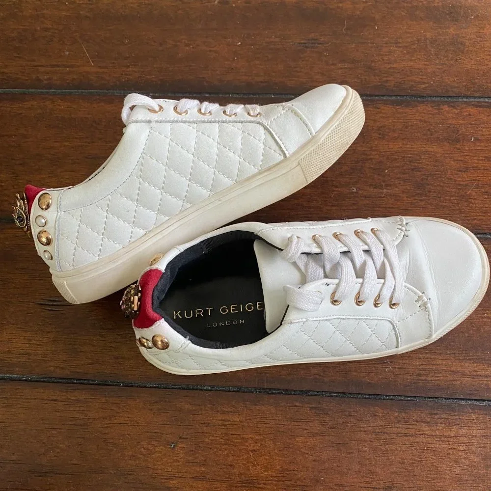 Kurt Geiger little‎ girls white sneakers shoes sz 1 quilted logo charm embossed